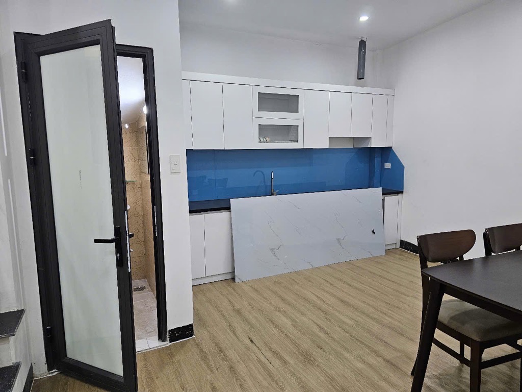 Bán nhà độ chàng đại thành quốc oai 41m 3t