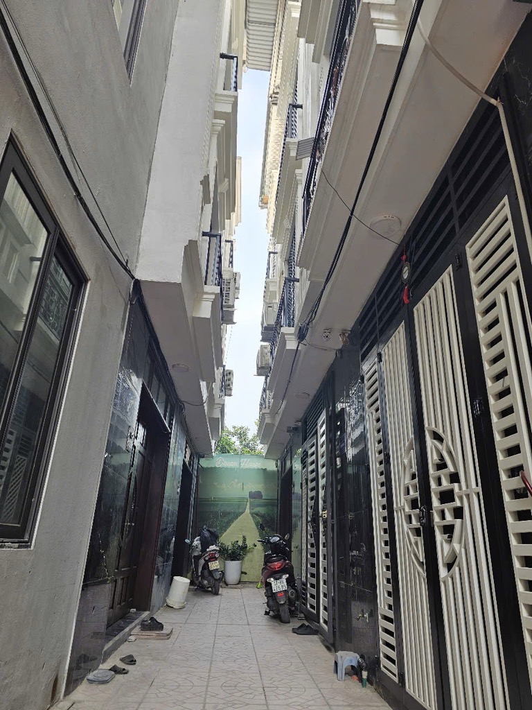 Bán nhà độ chàng đại thành quốc oai 41m 3t