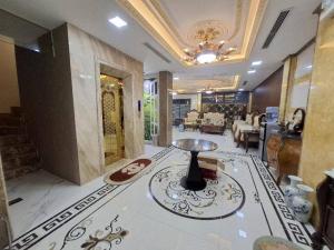 BÁN NHÀ LONG BIÊN - HÀNG XÓM ĐẠI HỌC - 54,3M - LÔ GÓC- HƠN 3 TỶ.