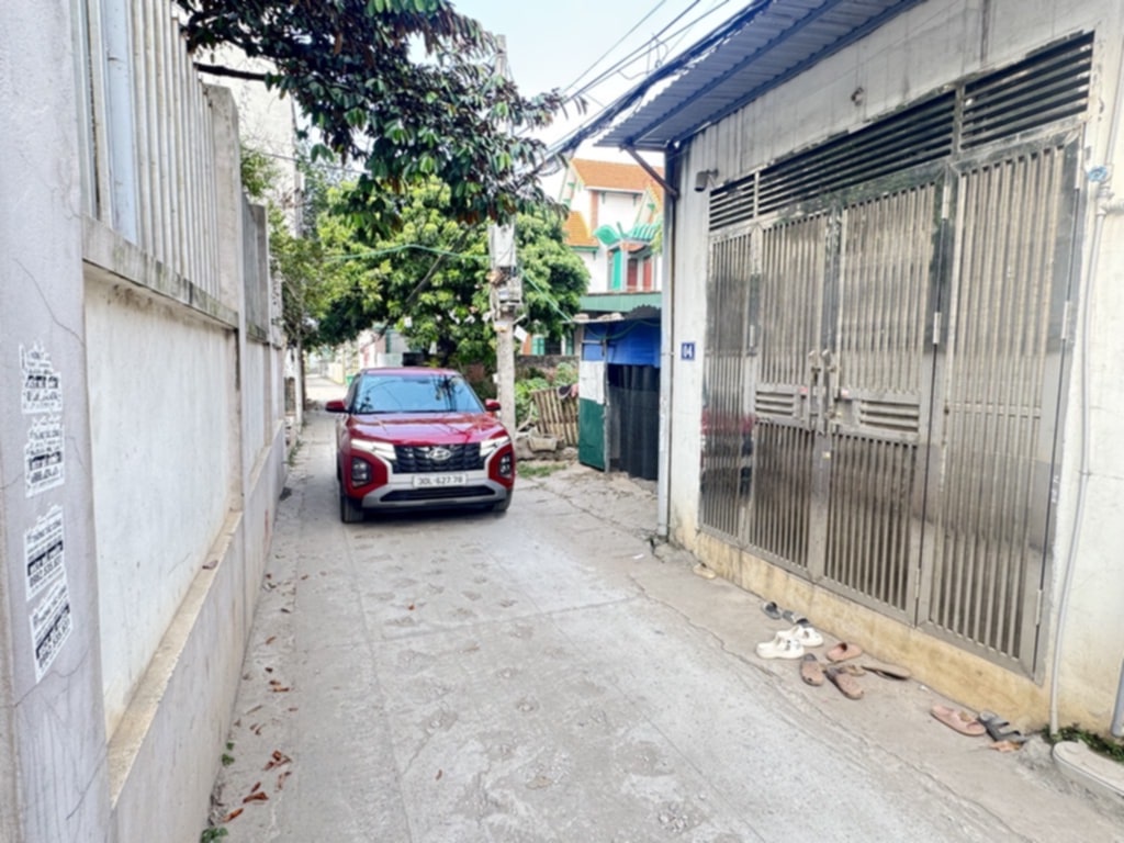 Bán nhà 4 tầng  mặt tiền 5.5m oto đỗ cửa