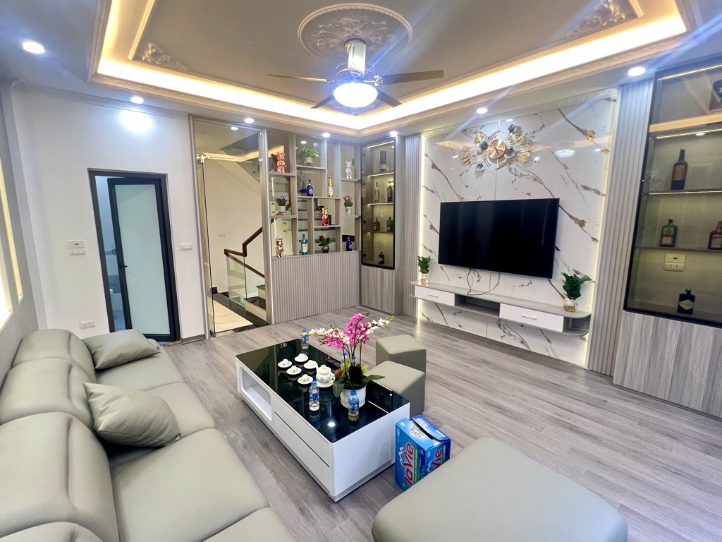 Bán nhà Vĩnh Quỳnh nhỉnh 9 tỷ