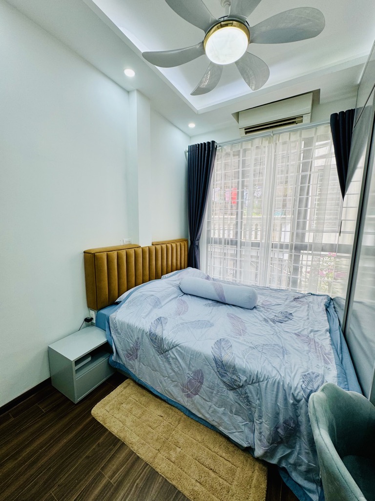 Bán nhà phố Lụa