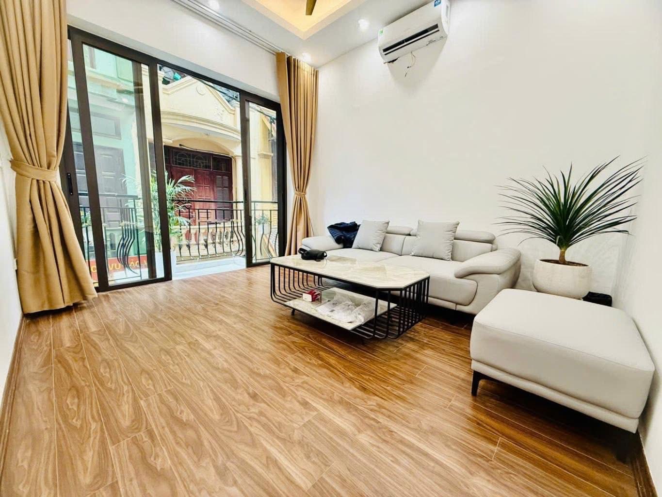 Bán nhà tại phố Khương Trung