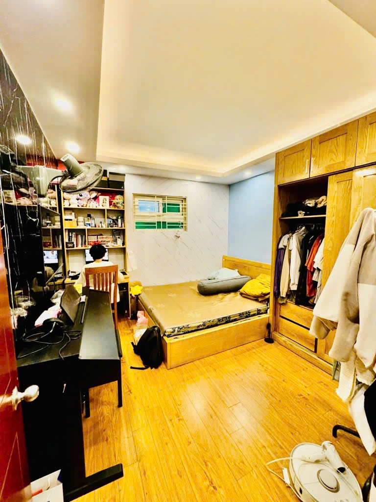 BÁN NHÀ CHUNG CƯ TRUNG TÂM THẠCH BÀN