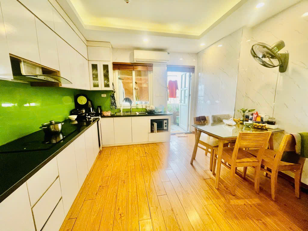 BÁN NHÀ CHUNG CƯ TRUNG TÂM THẠCH BÀN