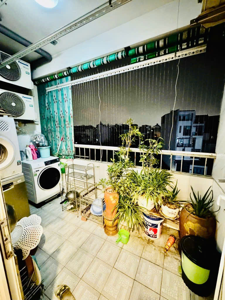 BÁN NHÀ CHUNG CƯ TRUNG TÂM THẠCH BÀN