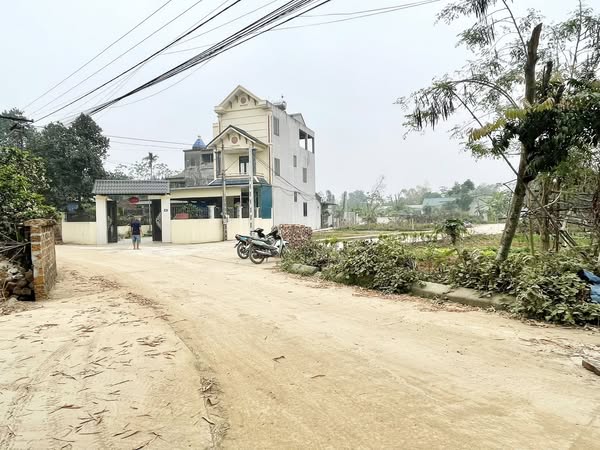 Bán Đất Sen Trì Bình Yên Gần Ủy Ban Xã Giá 2x Triệu