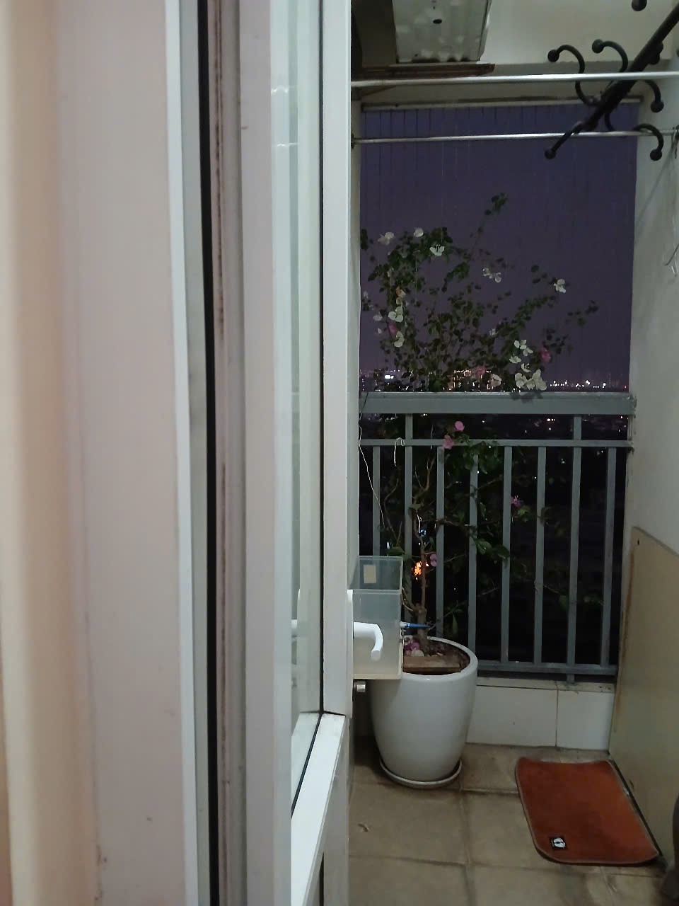 Bán căn 82m chung cư intracom2. Nội thất đầy đủ