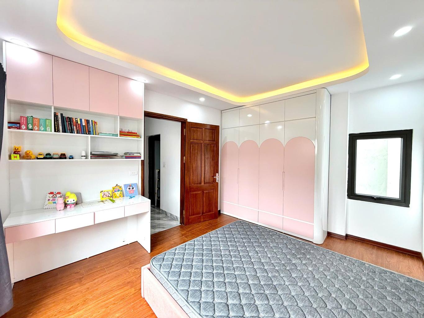 Bán nhà 4 tầng tứ hiệp