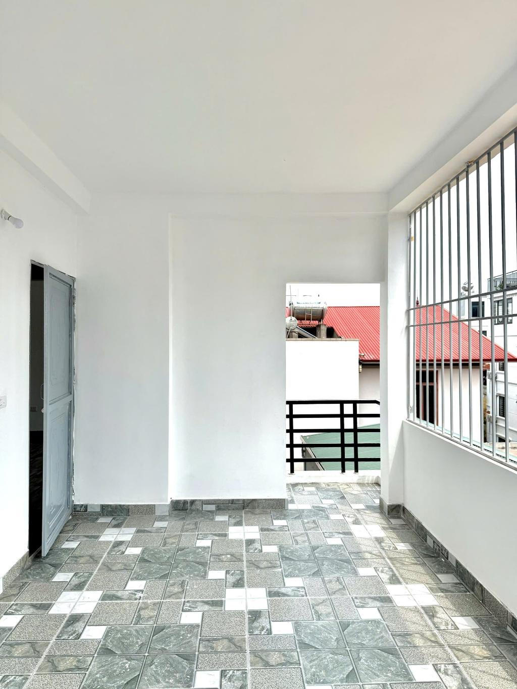 Bán nhà 4 tầng tứ hiệp