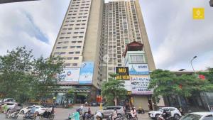 Bán căn 82m chung cư intracom2. Nội thất đầy đủ