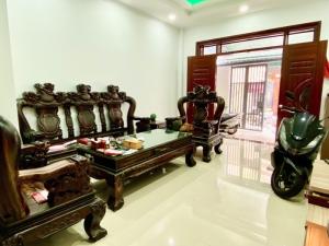 BÁN NHÀ HXH VƯỜN LÀI, TÂN PHÚ, 4.5X16M, 5 TẦNG, NHÀ MỚI Ở NGAY, GIÁ CHỈ 9.7 TỶ