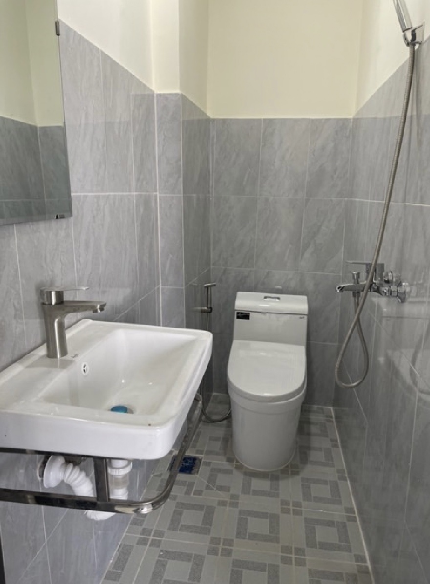 CHỦ KẸT CẦN BÁN GẤP NHÀ MẶT TIỀN THỦ ĐỨC CHỈ 5 TỶ