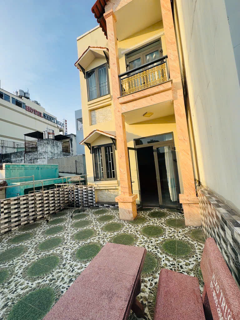 Bán nhà quận Tân Phú, 78m2