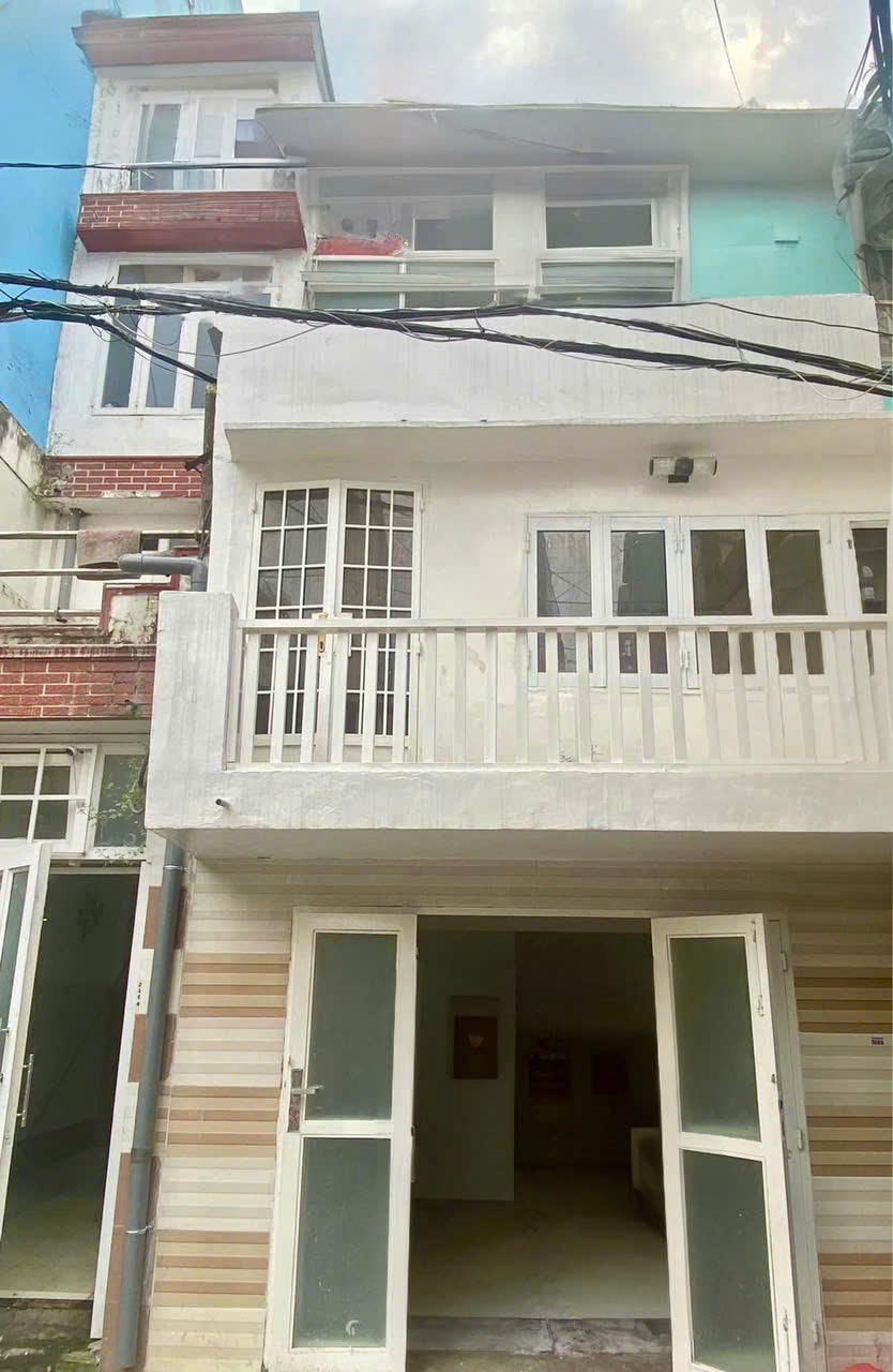 Bán Nhà Hẻm Xe Hơi Hai Bà Trưng 72m2 13.89 Tỷ Phường 8 Quận 3