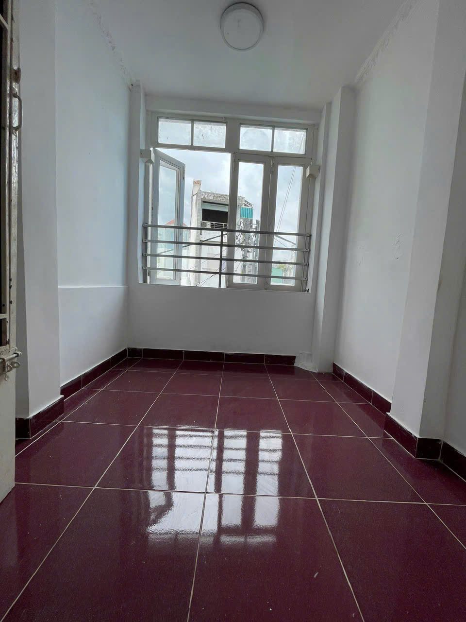 Bán Nhà Hẻm Xe Hơi Hai Bà Trưng 72m2 13.89 Tỷ Phường 8 Quận 3