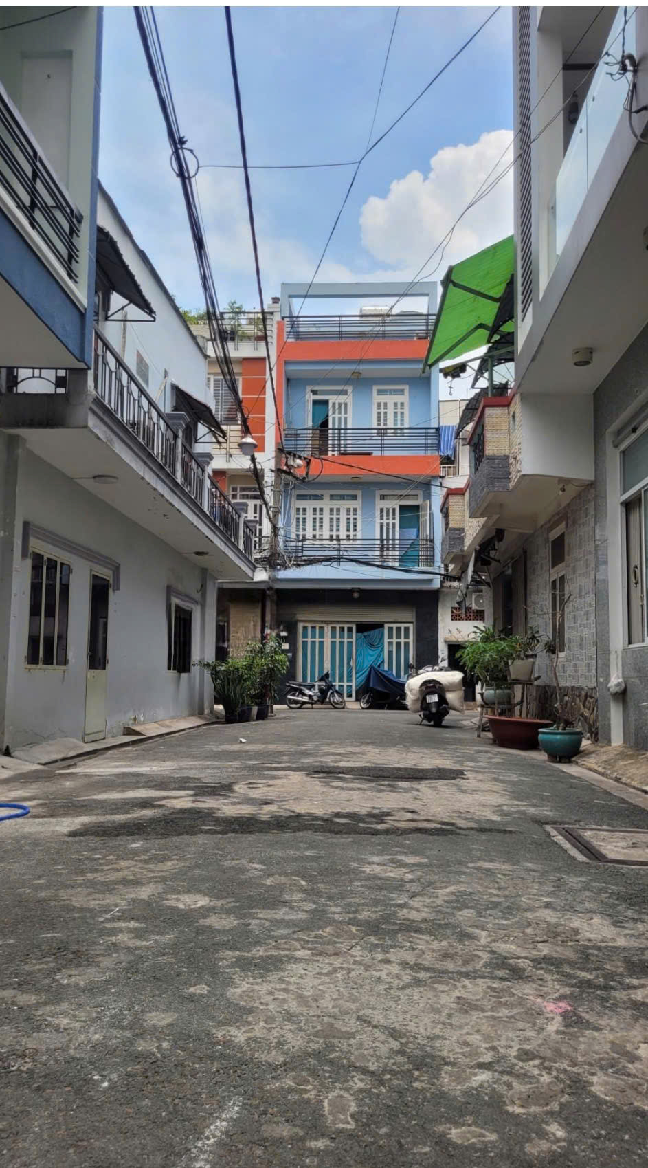 Nhà Đẹp Hẻm 6M Lê Văn Phan 4 Tầng Chỉ 7.85Tỷ Phú Thọ Hòa,Quận Tân Phú