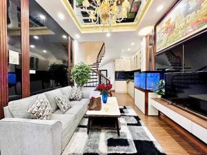 Bán nhà phố HOÀNG MAI