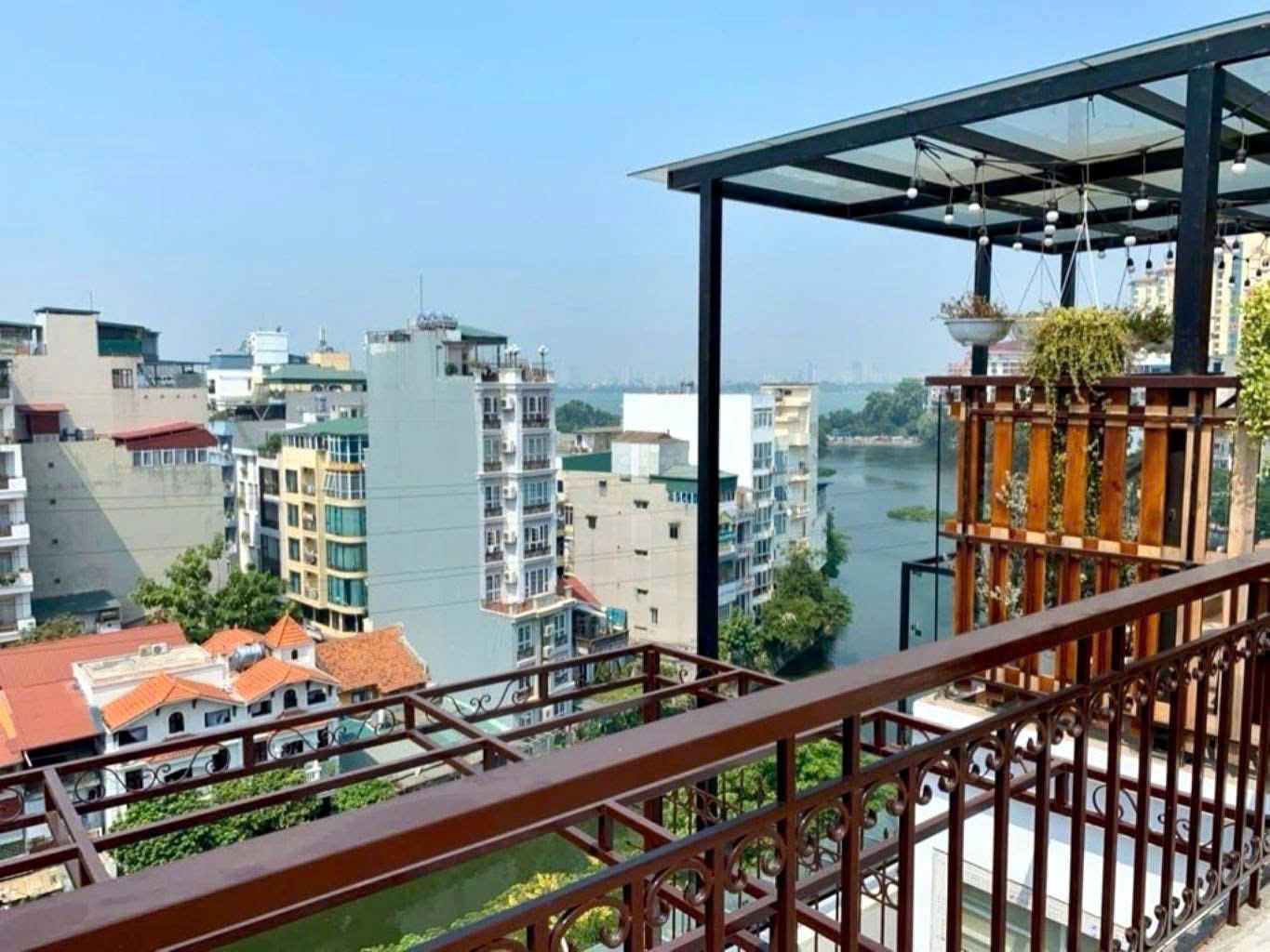 CĂN NHÀ MẶT PHỐ TRÚC BẠCH VIEW THOÁNG HỒ TRÚC BẠCH - HỒ TÂY