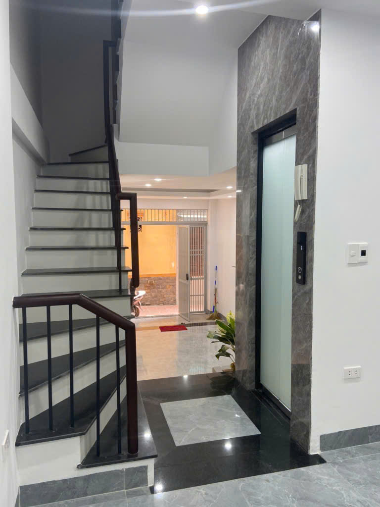 BÁN NHÀ ĐẸP TẠI TRẦN CUNG - CỔ NHUẾ 1 - BẮC TỪ LIÊM - HN