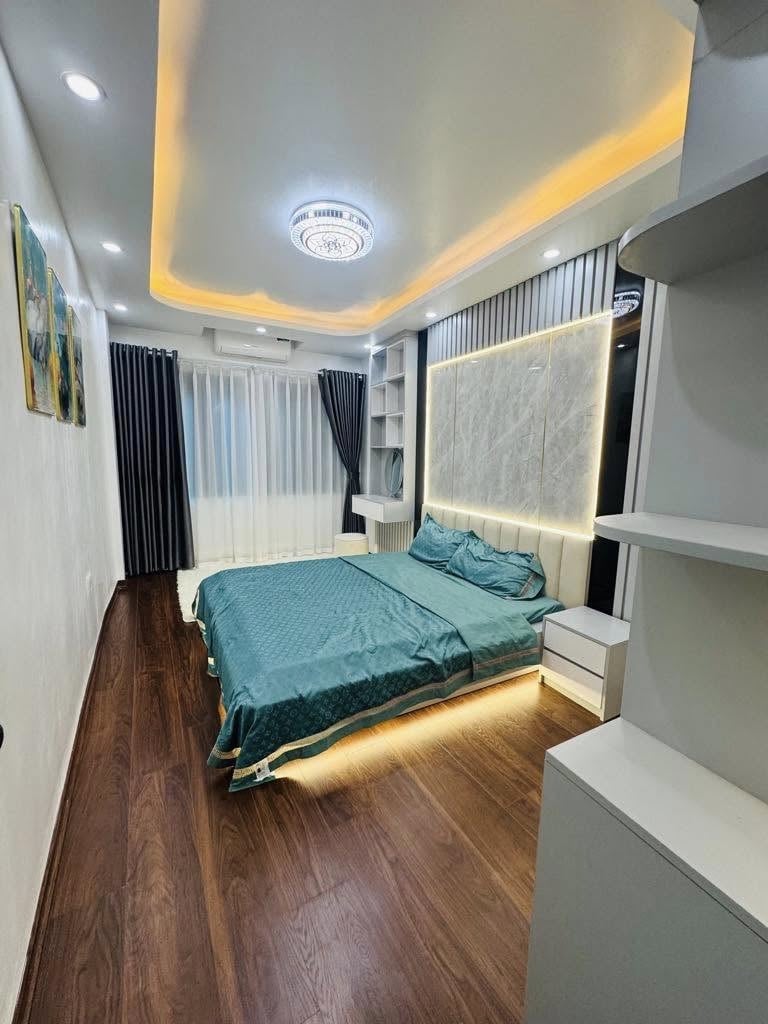 Nhỏ mà có võ, 3 ngủ, đủ công năng, ngõ thông, kinh doanh, ô tô 30m.