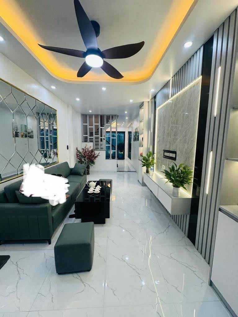 Nhỏ mà có võ, 3 ngủ, đủ công năng, ngõ thông, kinh doanh, ô tô 30m.