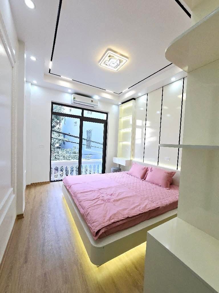 BÁN NHÀ 62M 4TẦNG 3NGỦ 4WC 6TỶ FULL NỘI THẤT. VĨNH NINH -VĨNH QUỲNH VĨNH QUỲNH