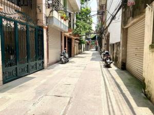 (NÓNG) HƠN 5 TỶ NHÀ MỖ LAO - THANH BÌNH- 5 TẦNG LH: 0345633203