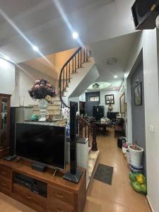MỘ LAO- GẦN GA VĂN QUÁN- NGÕ Ô TÔ TRÁNH LH 0345633203