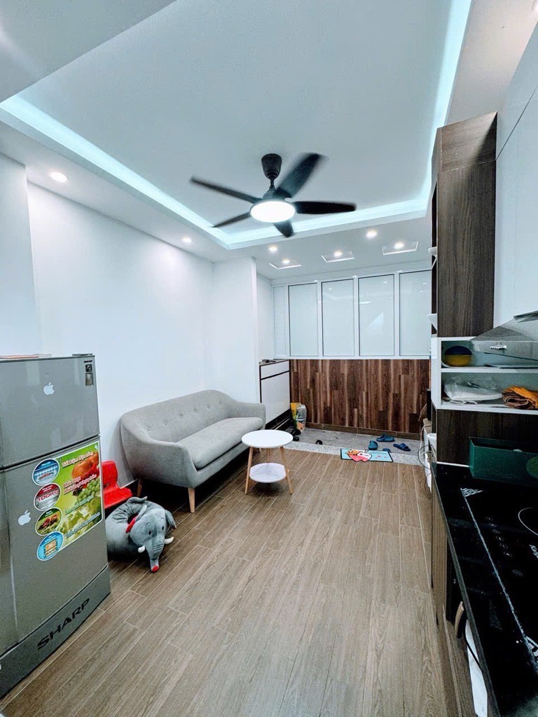 MẶT PHỐ CHỢ - KINH DOANH - Ô TÔ TRÁNH - TRUNG TÂM HÀ ĐÔNG