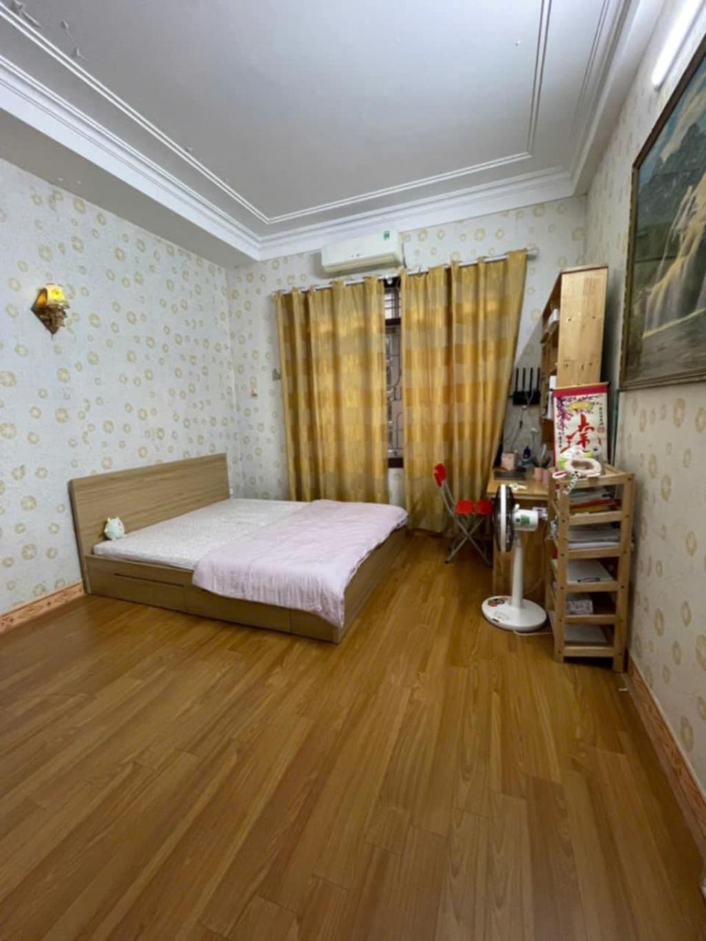 BÁN NHÀ BÙI BẰNG ĐOÀN - 60M2 - GẦN CHỢ - TẤP NẬP