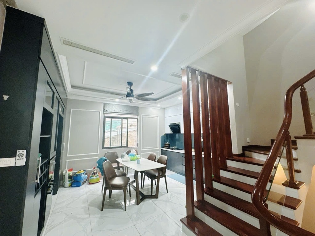 BIỆT THỰ CĂN GÓC VIEW HỒ VĂN QUÁN - ĐẸP NHẤT PHỐ - Ở SƯỚNG KINH DOANH KHỦNG GIÁ CỰC TỐT 19,X TỶ