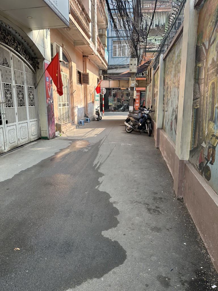 Lương Văn Can Hà Đông - Ô Tô đỗ cửa nhà - 45m 2 - 5 Tầng ở sướng, kinh doanh tốt