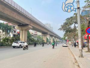 NHÀ ĐẸP 70M2 - PHỐ LỚN - Ô TÔ - KINH DOANH KHỦNG 9.x