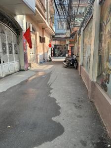 Lương Văn Can Hà Đông - Ô Tô đỗ cửa nhà - 45m 2 - 5 Tầng ở sướng, kinh doanh tốt