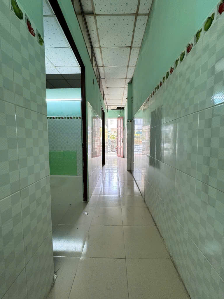 Bán Nhà HXH Lê Đình Cẩn, DT 40m2, 1 trệt 1 lầu 2PN, Chỉ 3,5 tỷ