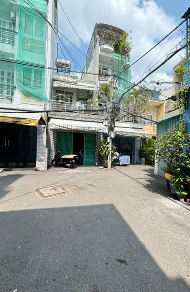 Bán NHÀ CŨ tiện xây mới - HẺM XE HƠI khu cao tầng – nhỉnh 5 tỷ 