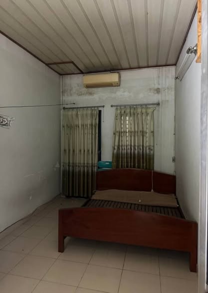 Bán NHÀ CŨ tiện xây mới - HẺM XE HƠI khu cao tầng – nhỉnh 5 tỷ 