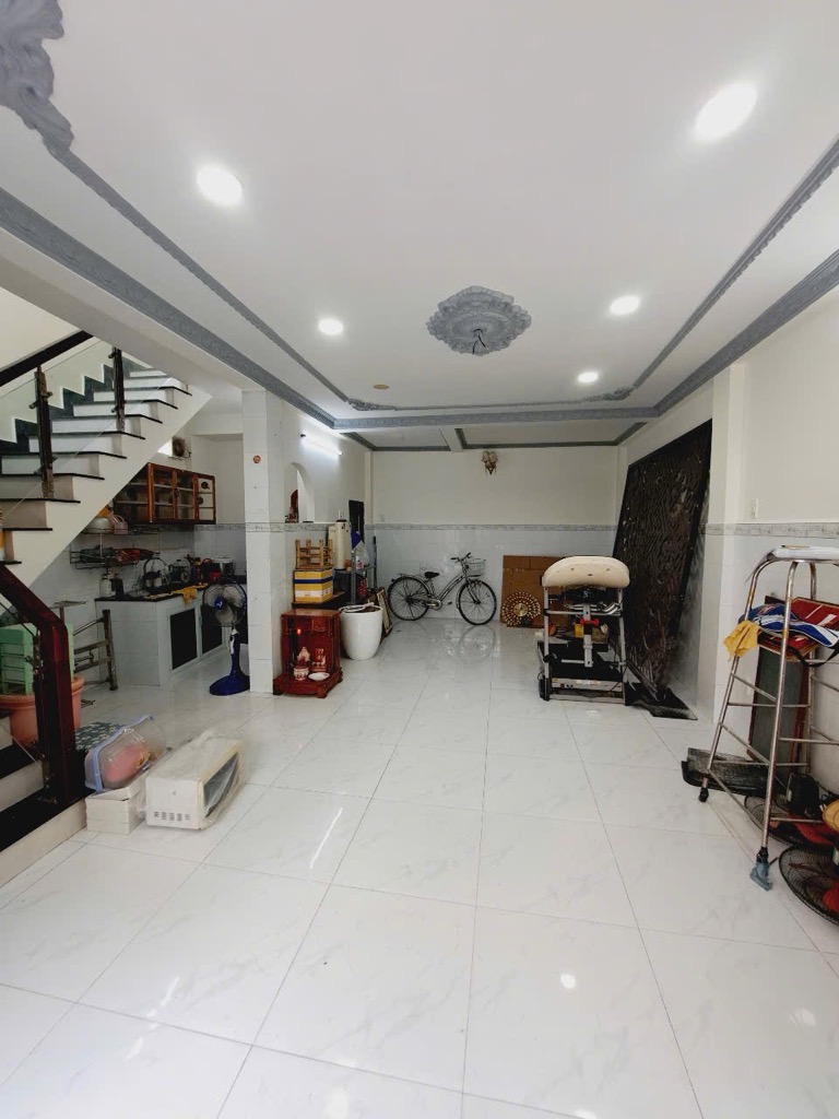 NHÀ MỚI CỨNG CÁP - LÔ GÓC ĐẸP SÁT MẶT TIỀN BỜ KÈ HẬU GIANG- TRUNG TÂM QUẬN 6