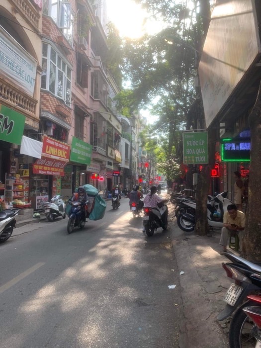 SIÊU PHẨM Mặt Phố Nguyễn Huy Tưởng