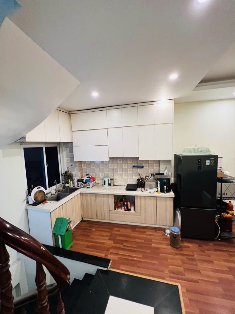 Nhà trung tâm Phúc Đồng cần Bán