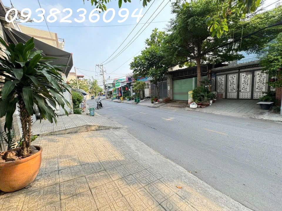 Nhà 2pn, xe hơi tới nhà, mới làm 100%, sạch đẹp, gần chợ Cầu Đồng, TL13