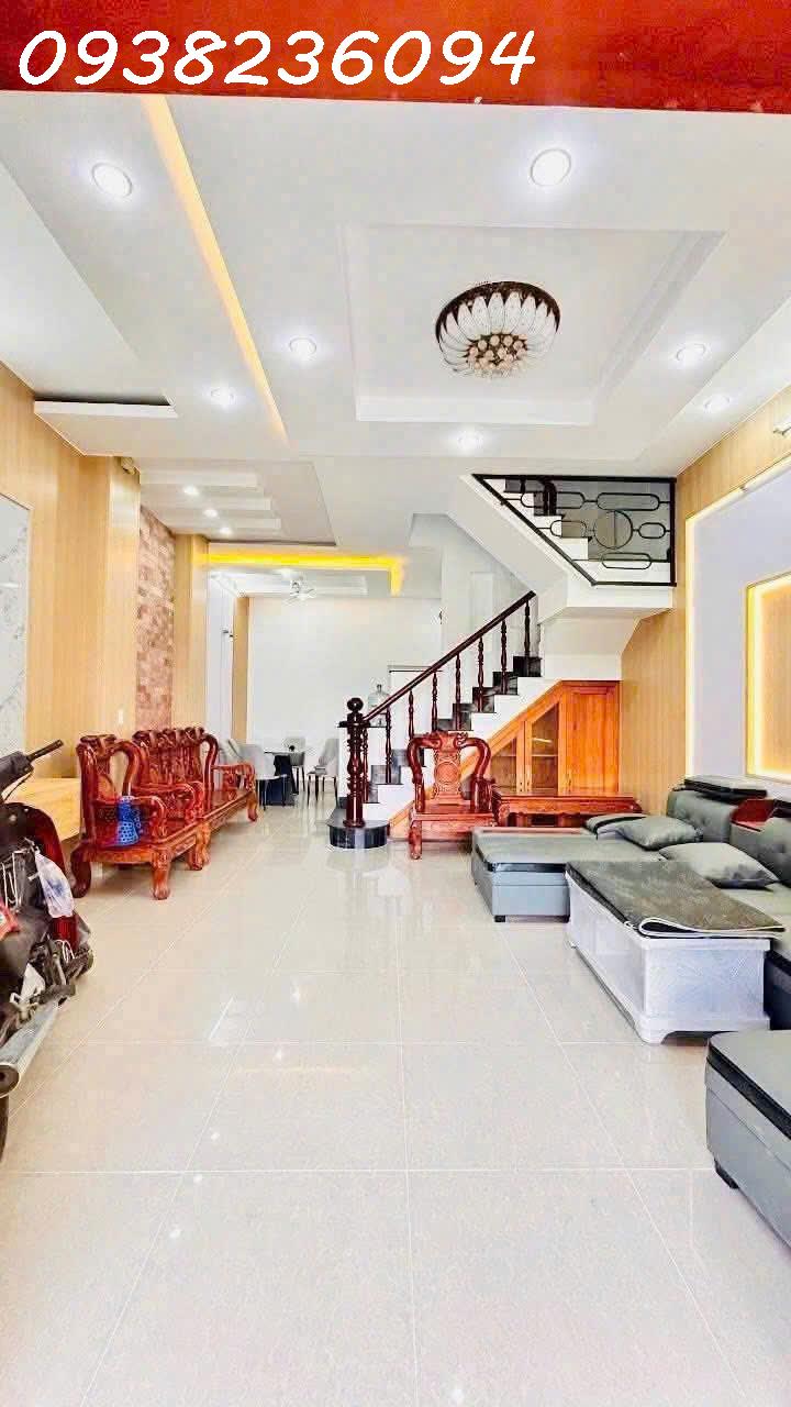 Nhà 2pn, xe hơi tới nhà, mới làm 100%, sạch đẹp, gần chợ Cầu Đồng, TL13