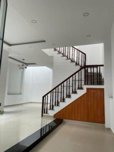 NHÀ ĐẸP! 70m2, Vị trí đẹp Phan Văn Hớn, nhà mới tinh 100%, giá quá tốt!