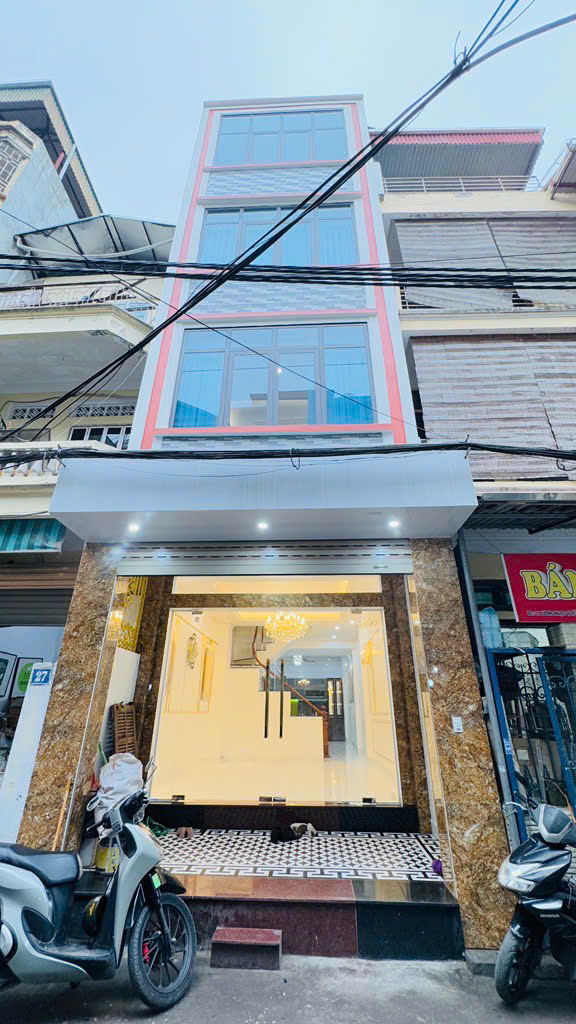 NHÀ MẶT PHỐ VỪA KINH DOANH VỪA Ở - PHỐ LƯƠNG NGỌC QUYẾN, NGUYỄN TRÃI