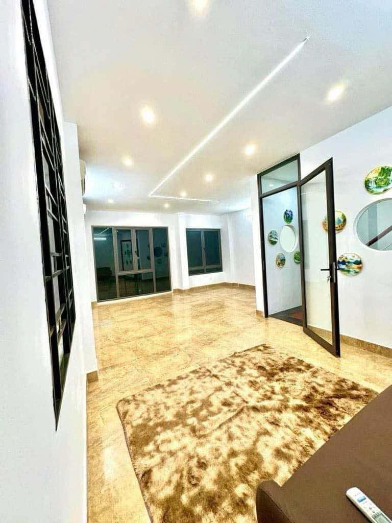 SIÊU PHẨM HOÀNG MAI CỰC HOT - FULL NỘI THẤT - MỚI TINH - XÁCH VALI VỀ LÀ Ở NGAY - CÓ SỔ