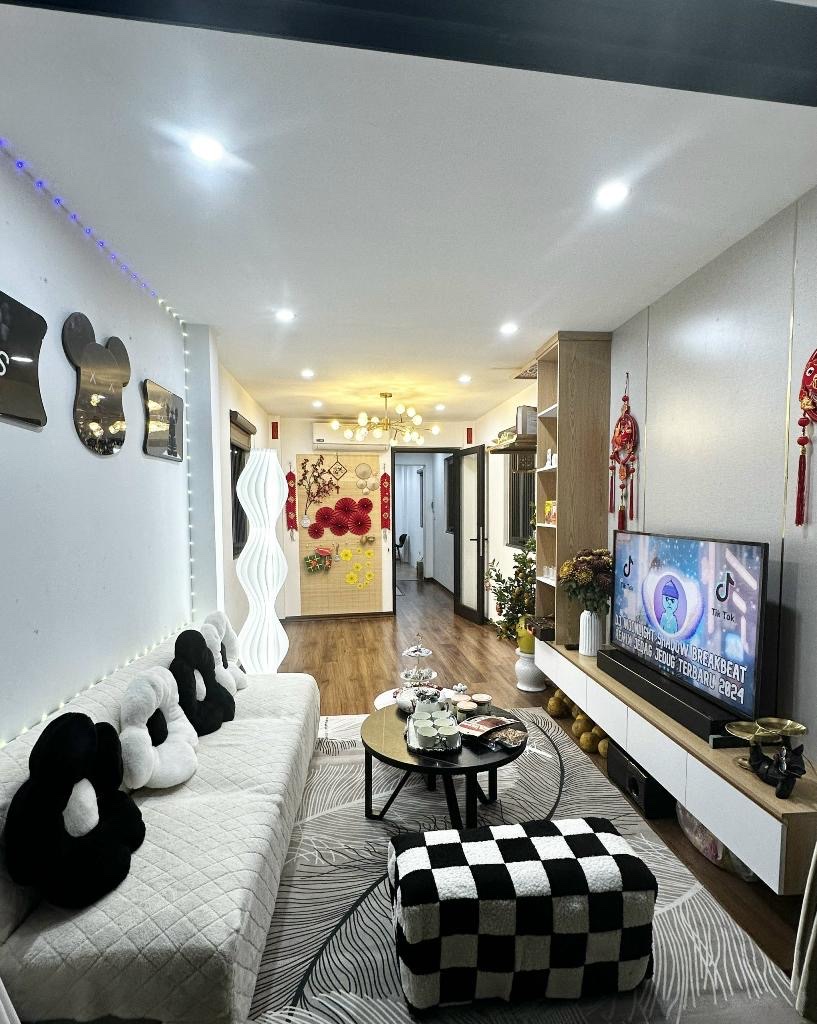 Tin được không.....Đặng Tiến Đông ngay lúc này.... Diện tích : 35m2 - 6 Tầng, 16Tỷ.