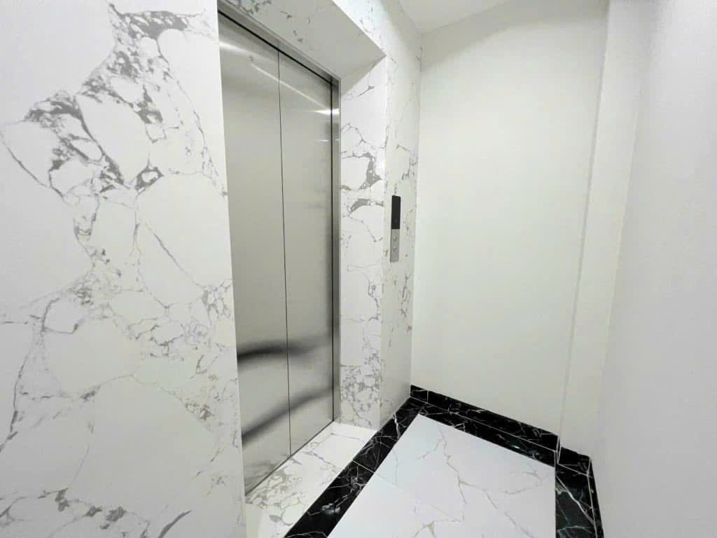 Nhà Đẹp Kim Giang -38m2 7 tầng - thang máy - xây mới - Ngõ rộng 3 gác phi ầm ầm