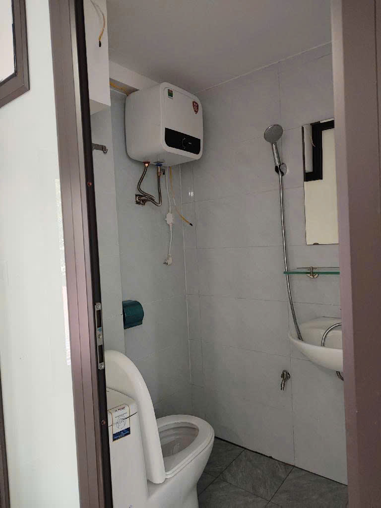 KIM GIANG CCMN 5 tầng 9 phòng khép kin full nội thất nội thất GPXD, PCCC đầy đủ 38m giá chào 7,3 tỷ