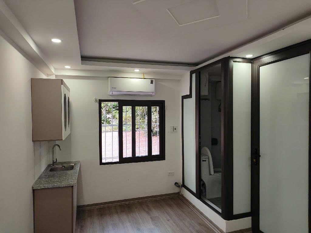 KIM GIANG CCMN 5 tầng 9 phòng khép kin full nội thất nội thất GPXD, PCCC đầy đủ 38m giá chào 7,3 tỷ